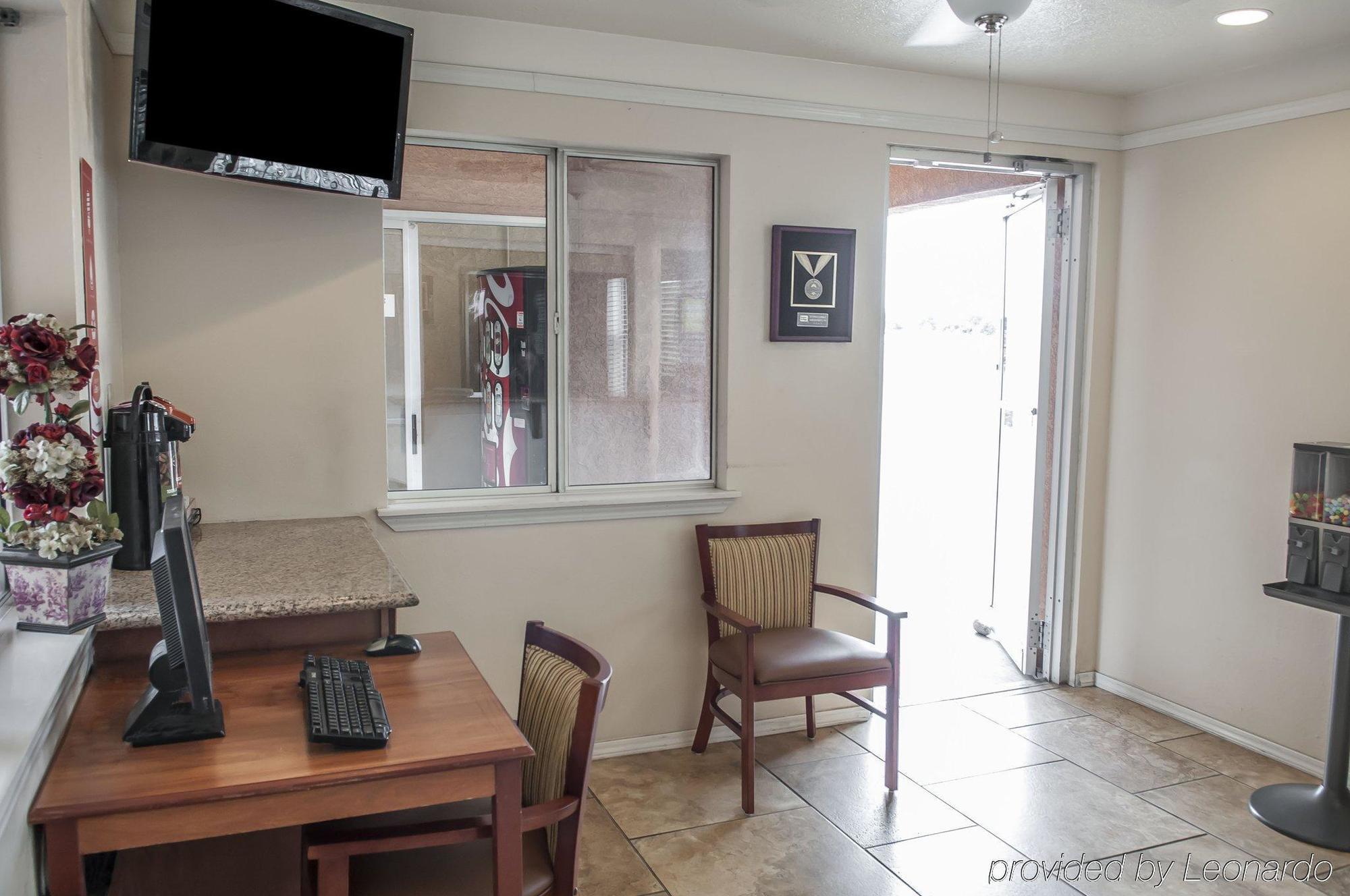 Econo Lodge Midtown Альбукерке Экстерьер фото