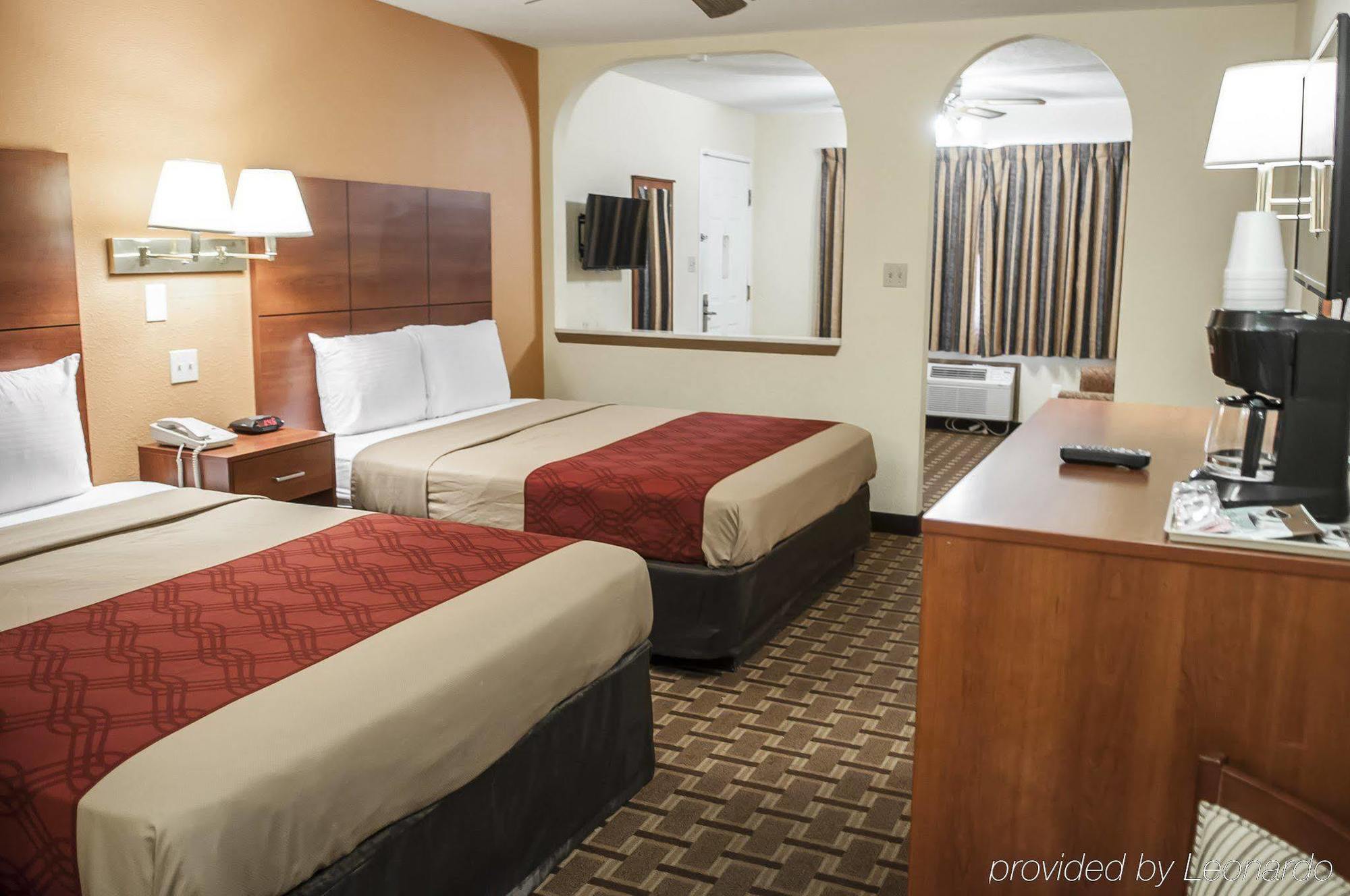 Econo Lodge Midtown Альбукерке Экстерьер фото