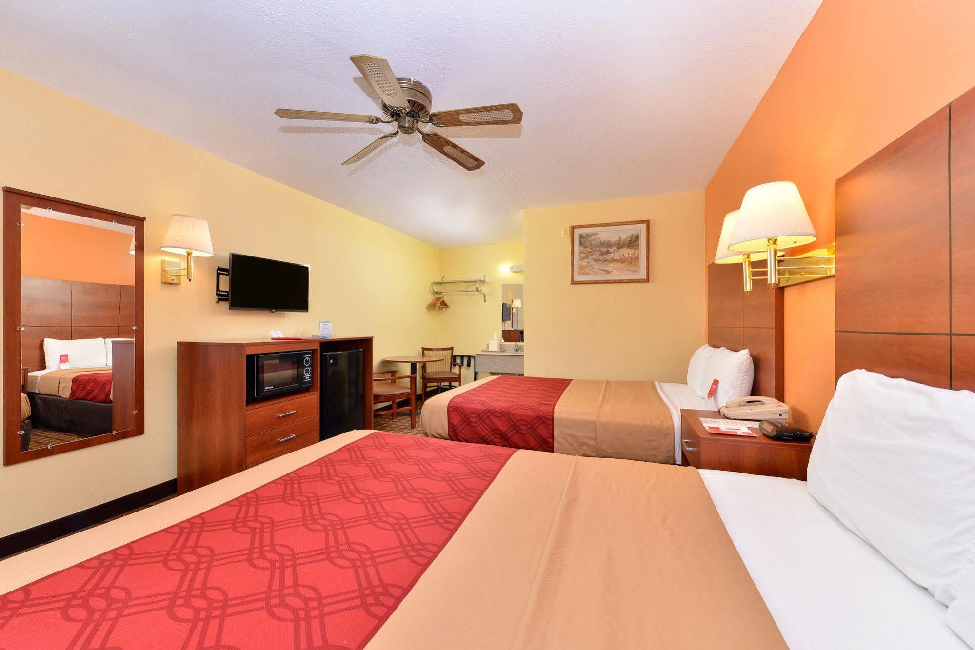 Econo Lodge Midtown Альбукерке Экстерьер фото