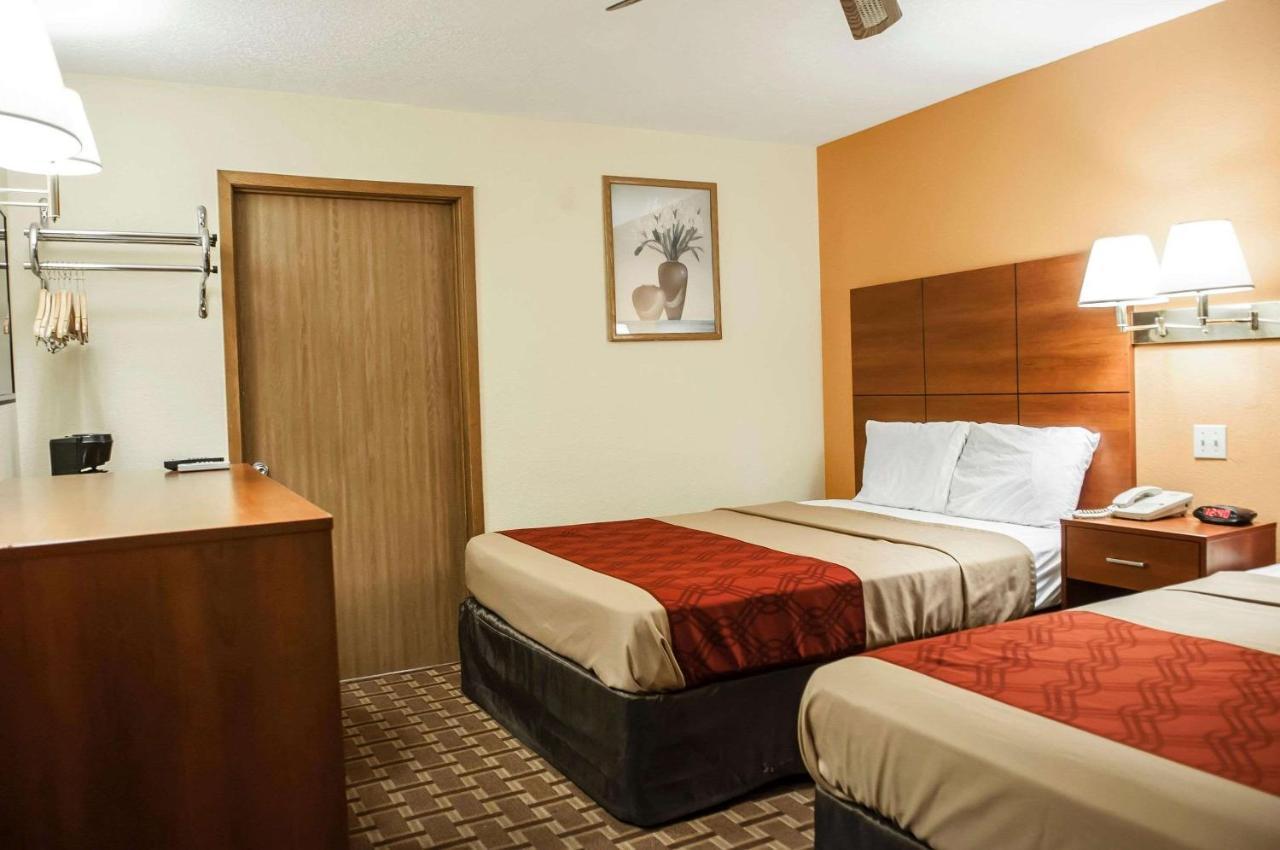 Econo Lodge Midtown Альбукерке Экстерьер фото